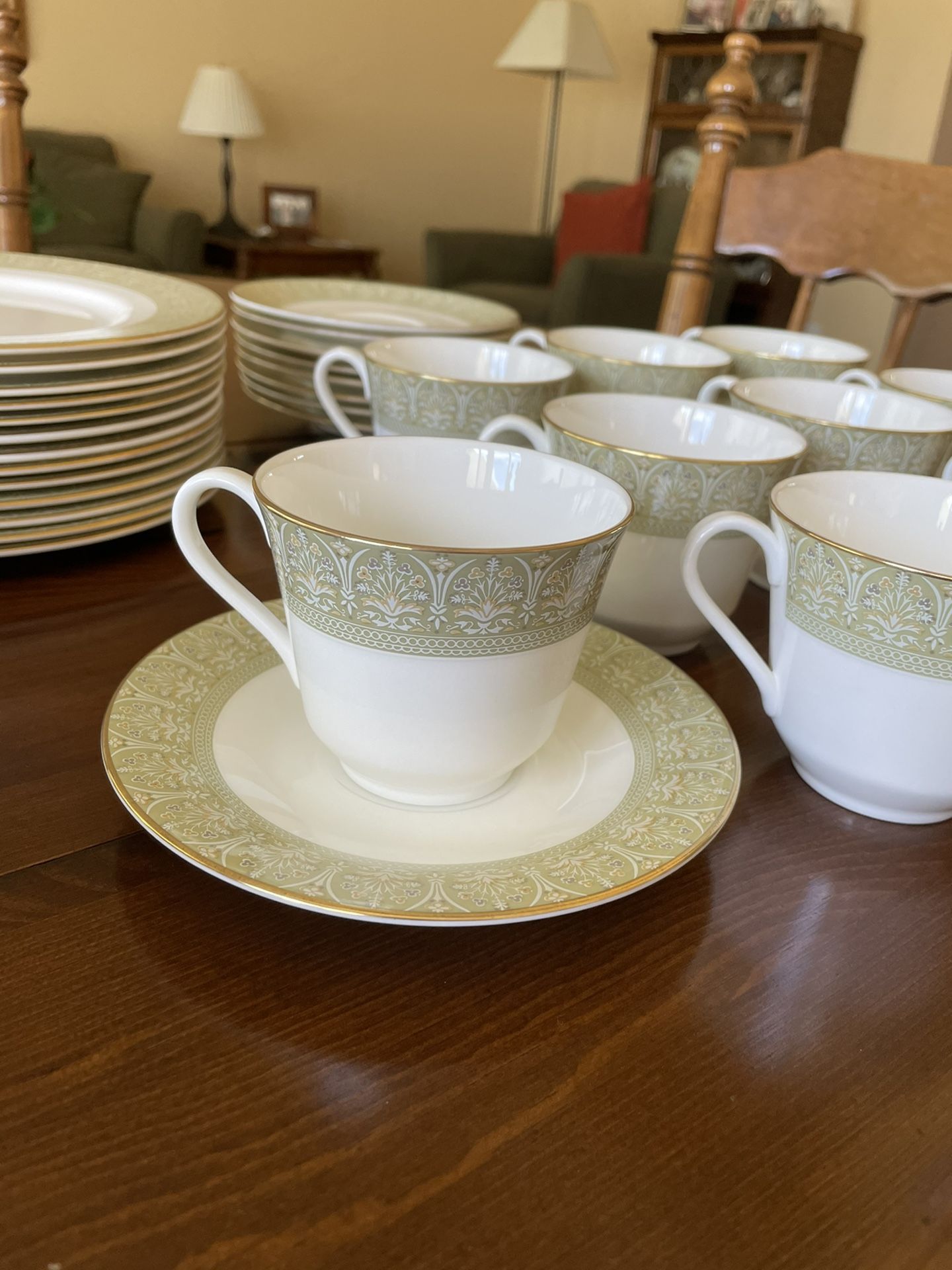 Royal Doulton China- Sonnet Pattern