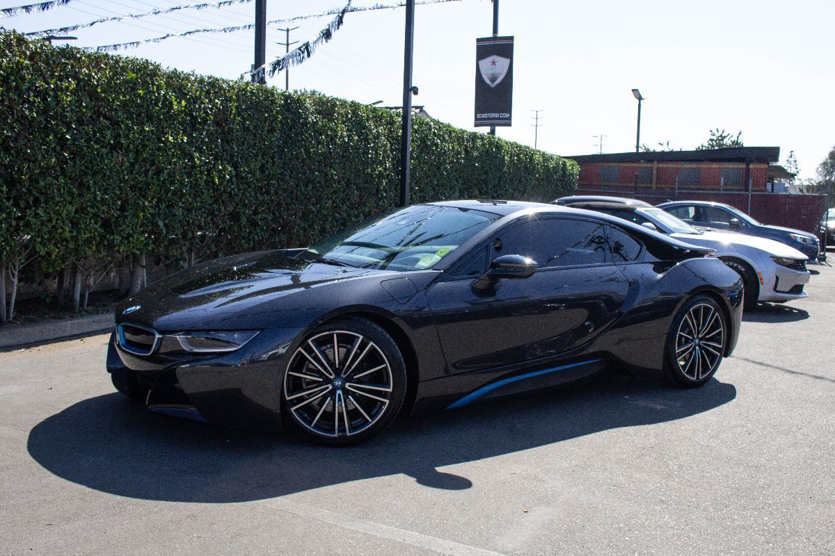 2019 BMW i8
