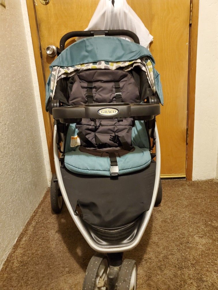 Graco Pace Click Connect Travel System