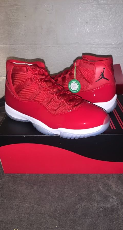 Jordan 11s