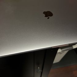 MacBook Pro 2016 15 Inch 2.7Ghz i7  Thumbnail