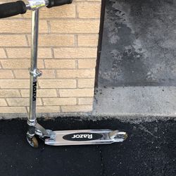 Razor Scooter  For parts Thumbnail