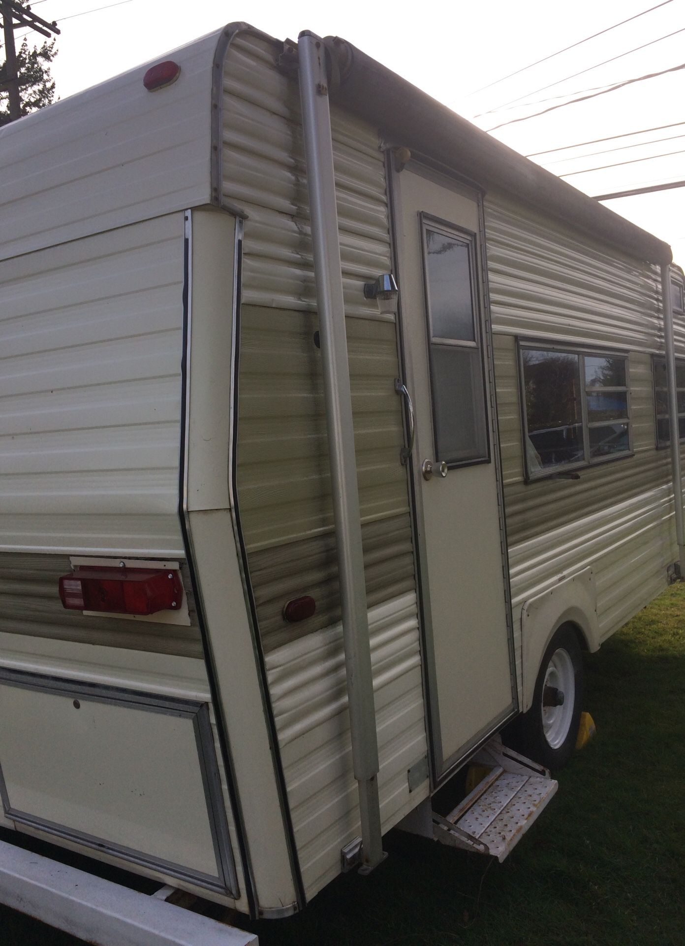 TERRY 19 ft. Trailer, Very Clean, his a awning, good tires$$2000.00 or OBO