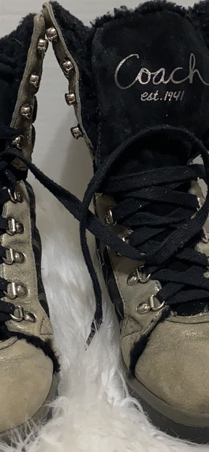 COACH TALLULA BOOTS 6 B SHEARLING LINING ~