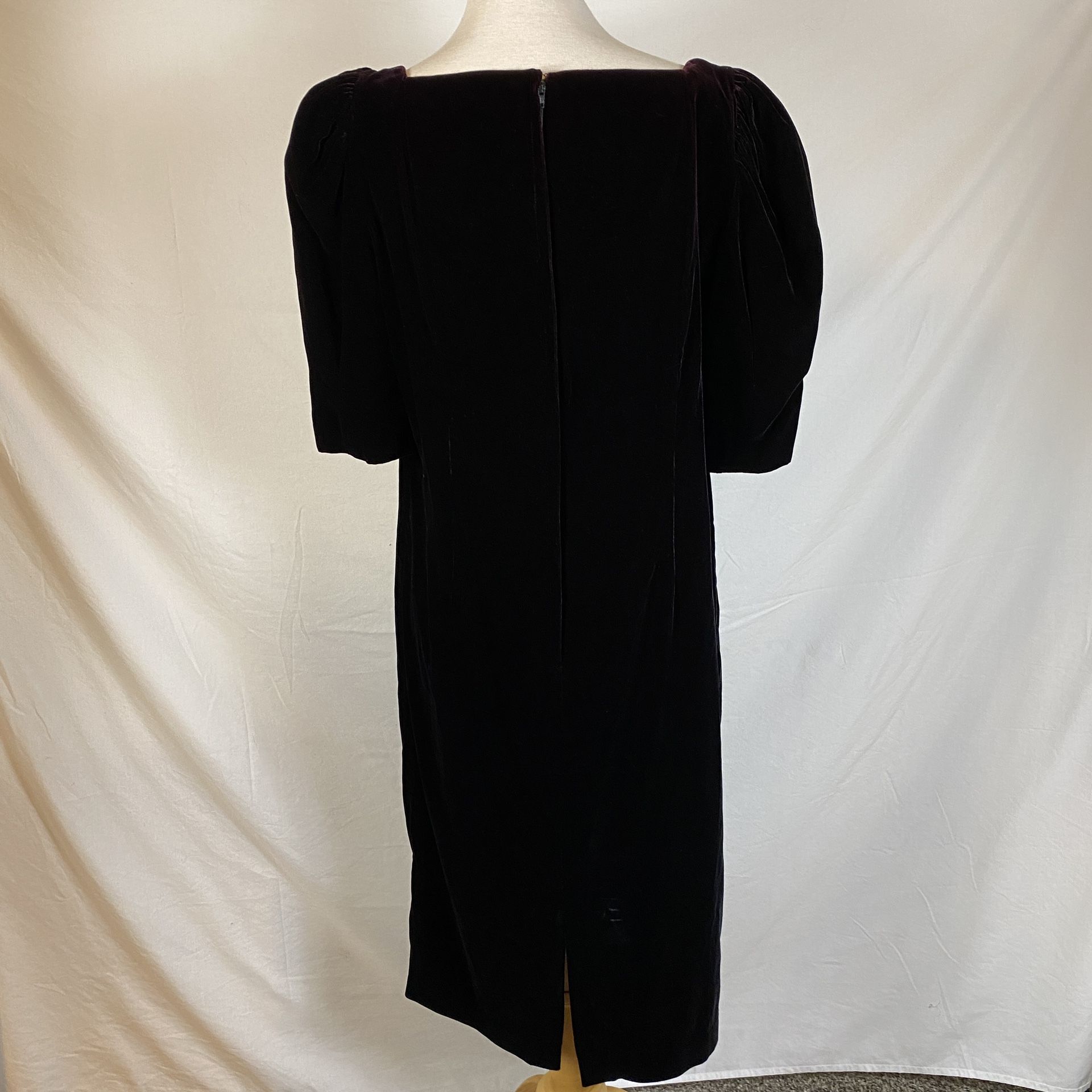 Vintage 80s Black Velvet Formal Prom Party Dress Cachet by Bari Protas Size 16