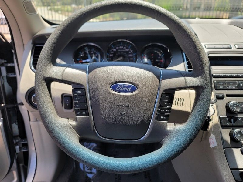 2011 Ford Taurus