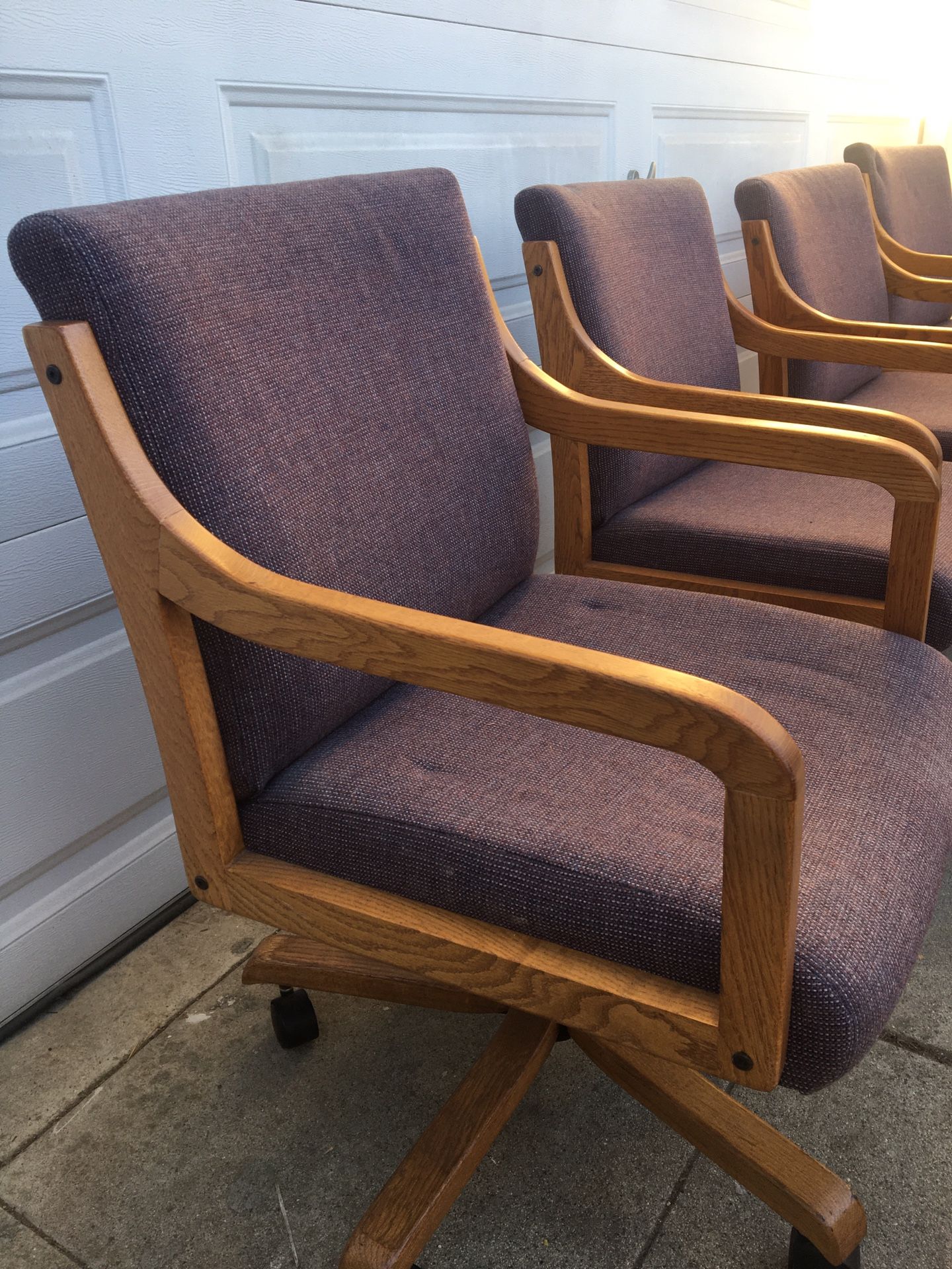 4 Chairs On Wheels