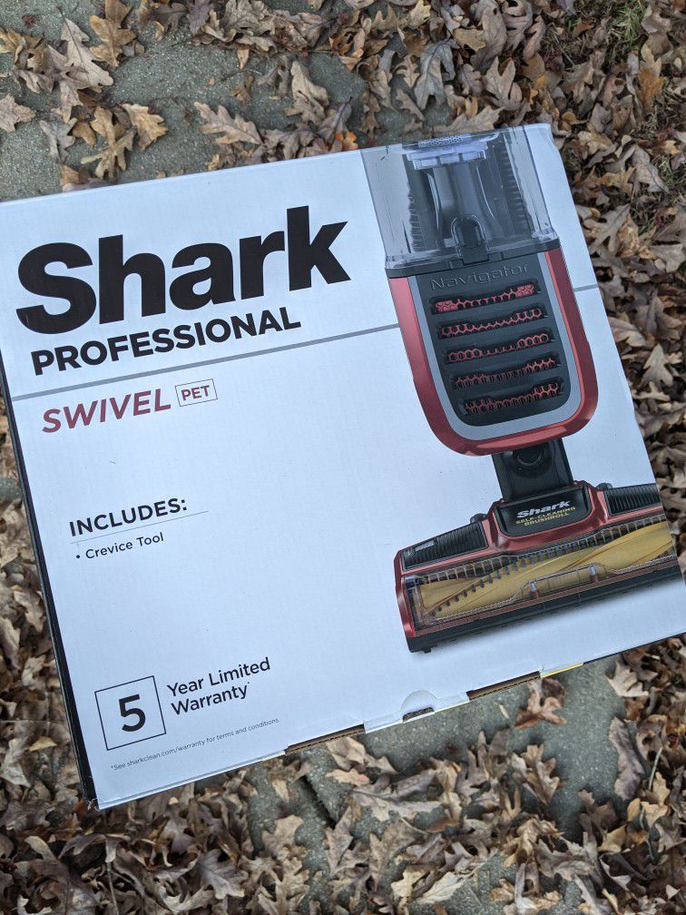 Shark Professional Swivel Pet Upright Vacuum with Self-cleaning Brushroll