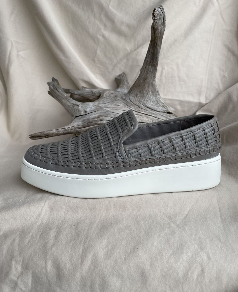 Stafford Sneaker Taupe Leather Vince 7.5