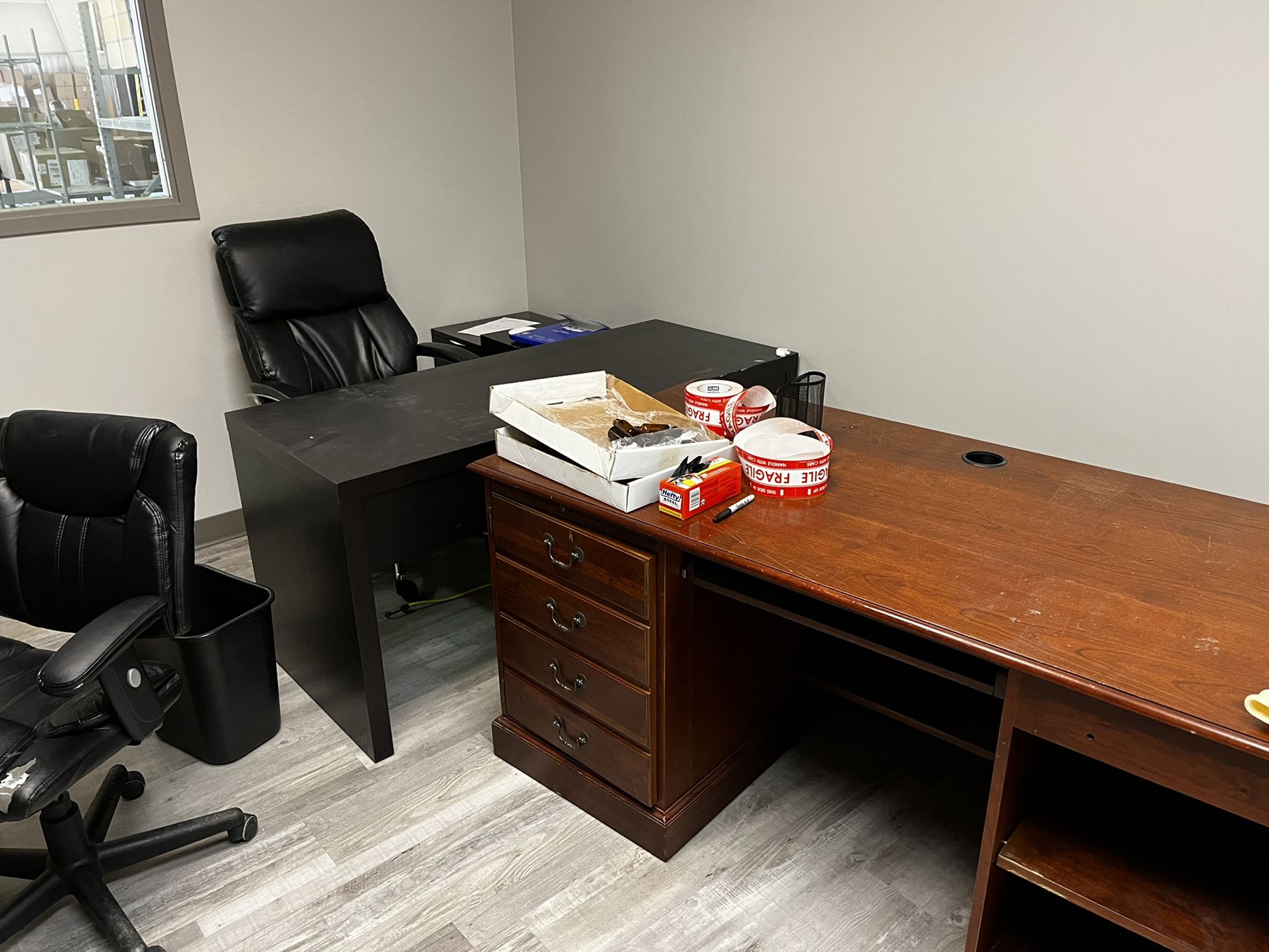 Office Furniture And Chairs, Need to Go ASAP, Lots Of More Chairs In The Warehouse