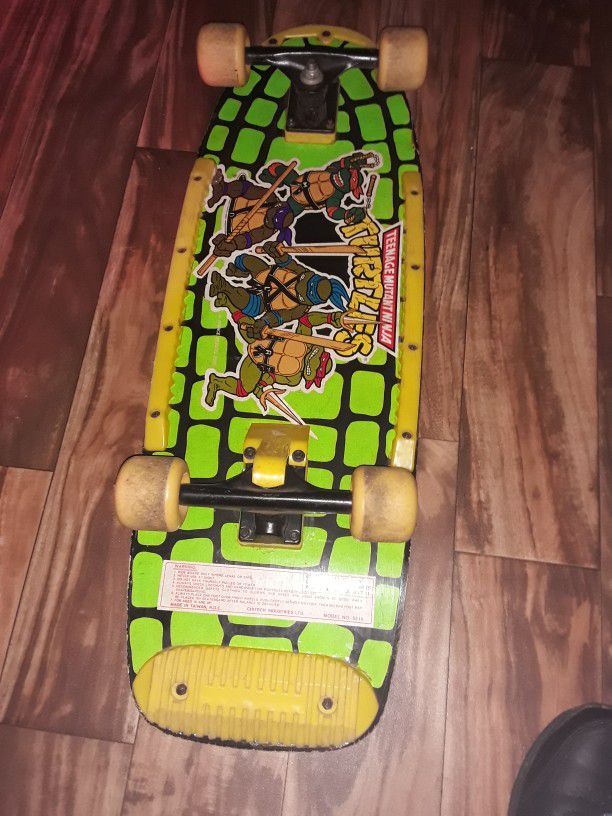 1989 Ninja Turtles skateboard, Dynacraft