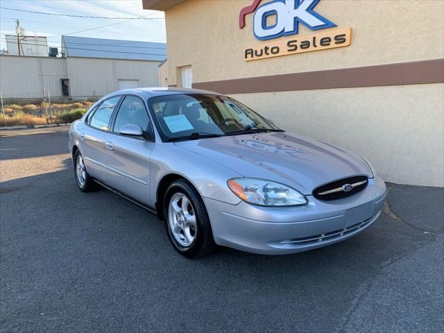2003 Ford Taurus