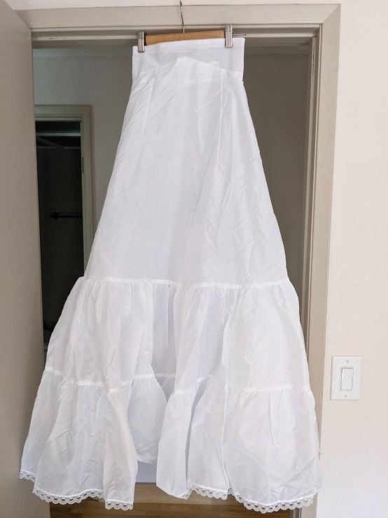 Wedding dress Size 4