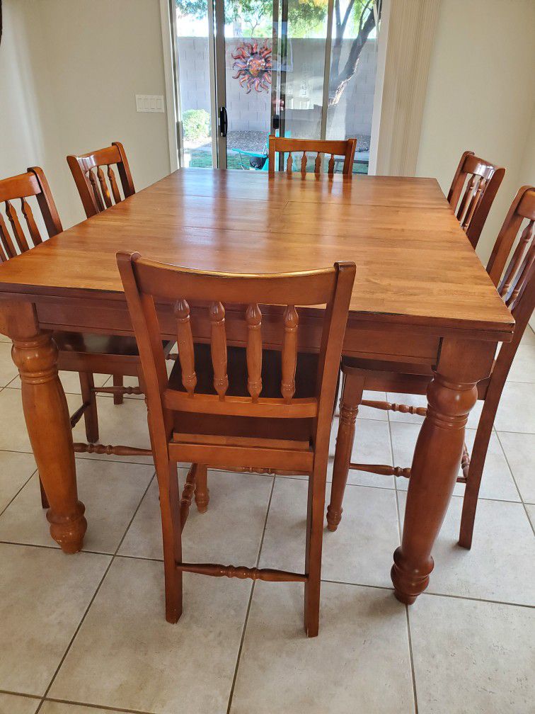 Kitchen High Top Oak Table (Leaf And 6 Chairs Included) 