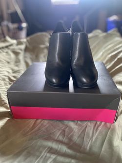 Vince Camuto Black Booties Size 6 Thumbnail