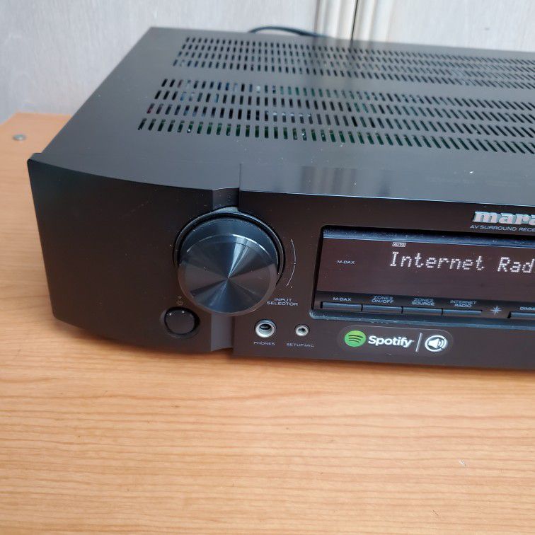 Marantz NR 1605 Bluetooth WI-FI Receiver 7.1 Channels Home Theater Apple Airplay  Remote AM FM Antennas 