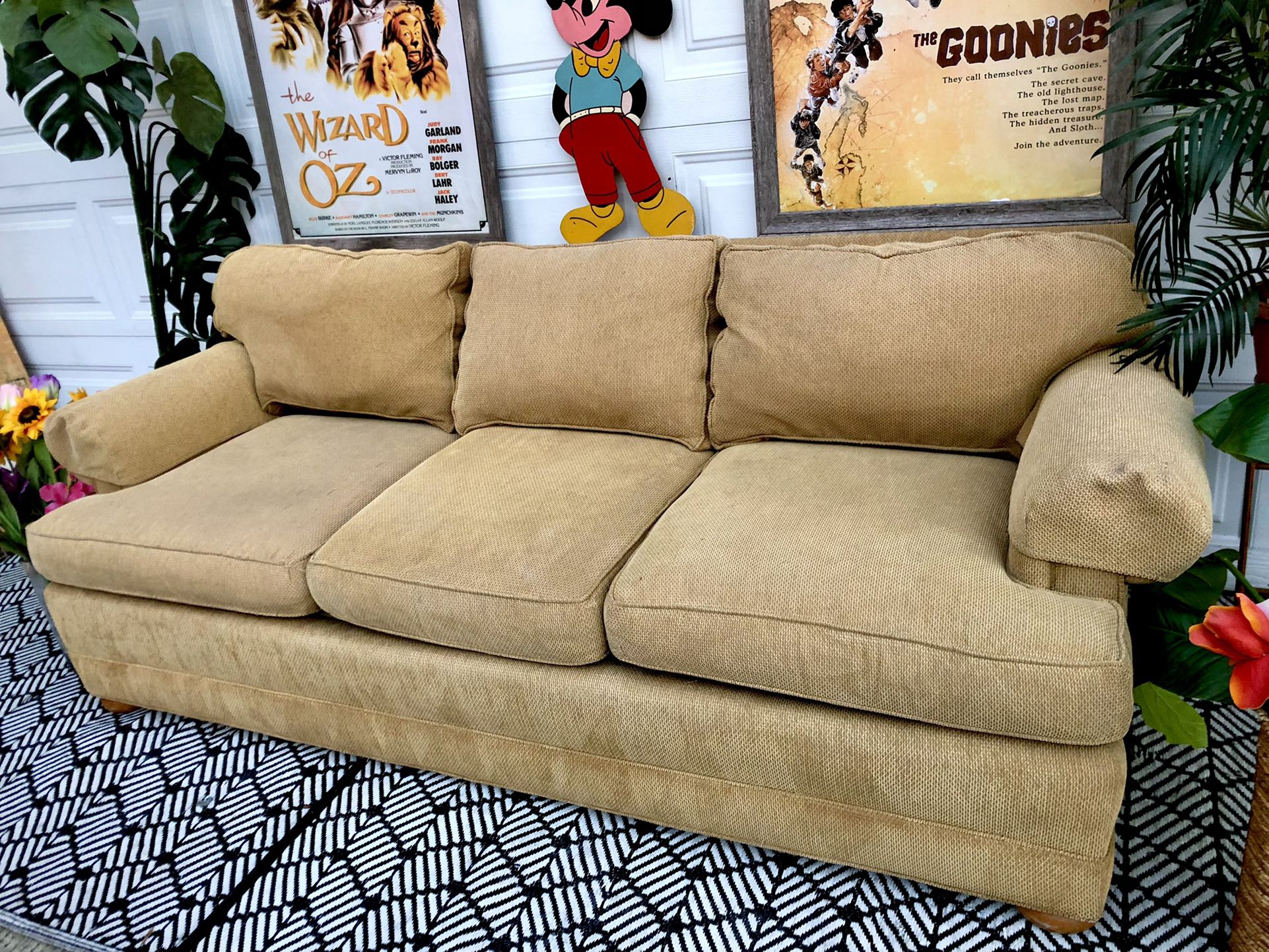 (Free Delivery)Yellow Gold Custom-Made Couch