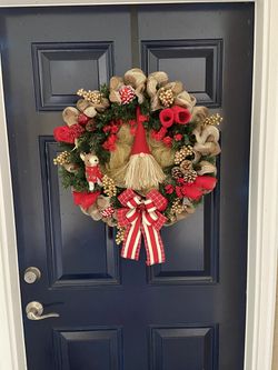 Christmas wreath gnome Thumbnail