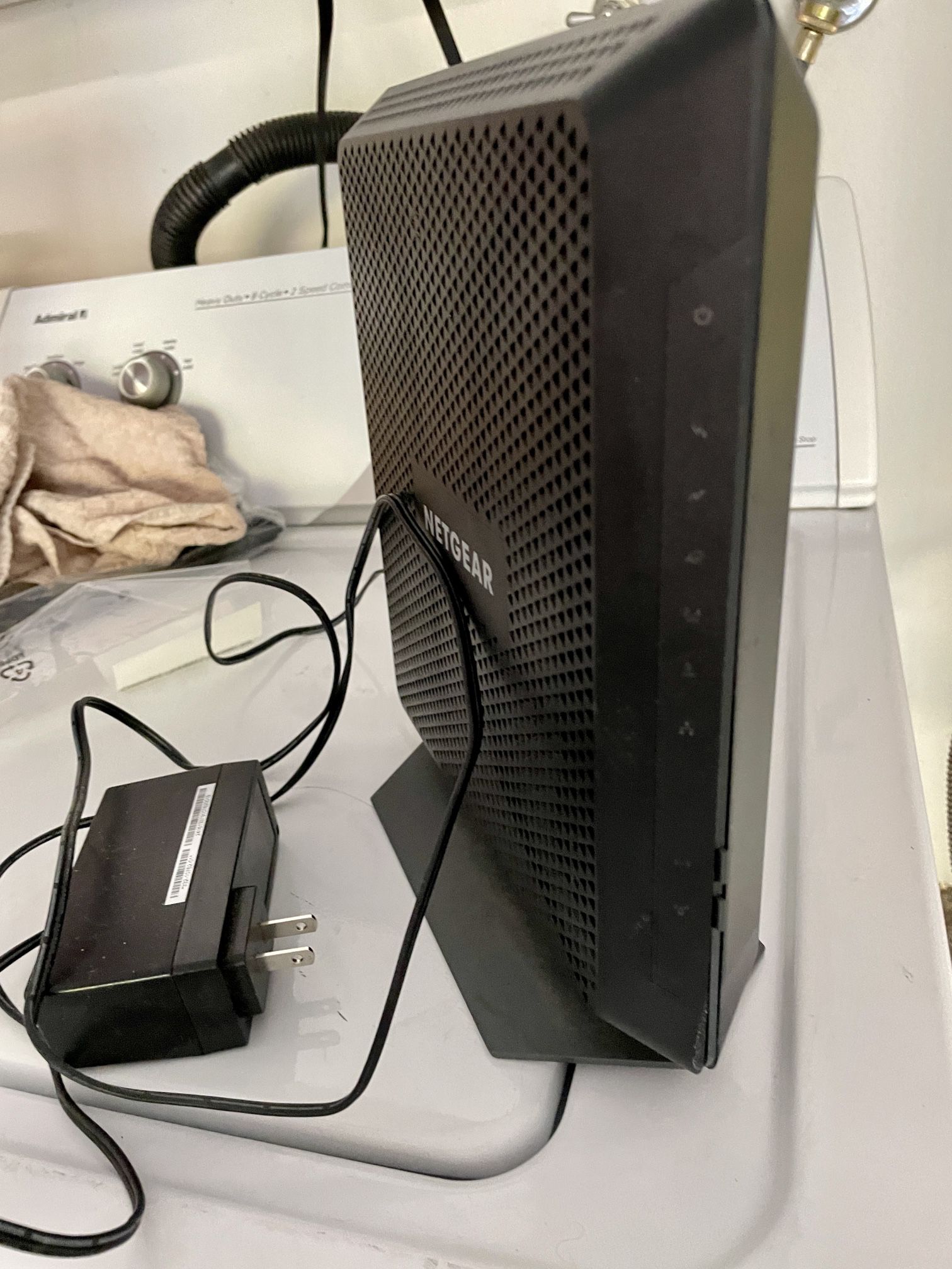 Netgear AC1900 Modem and WiFi Router 