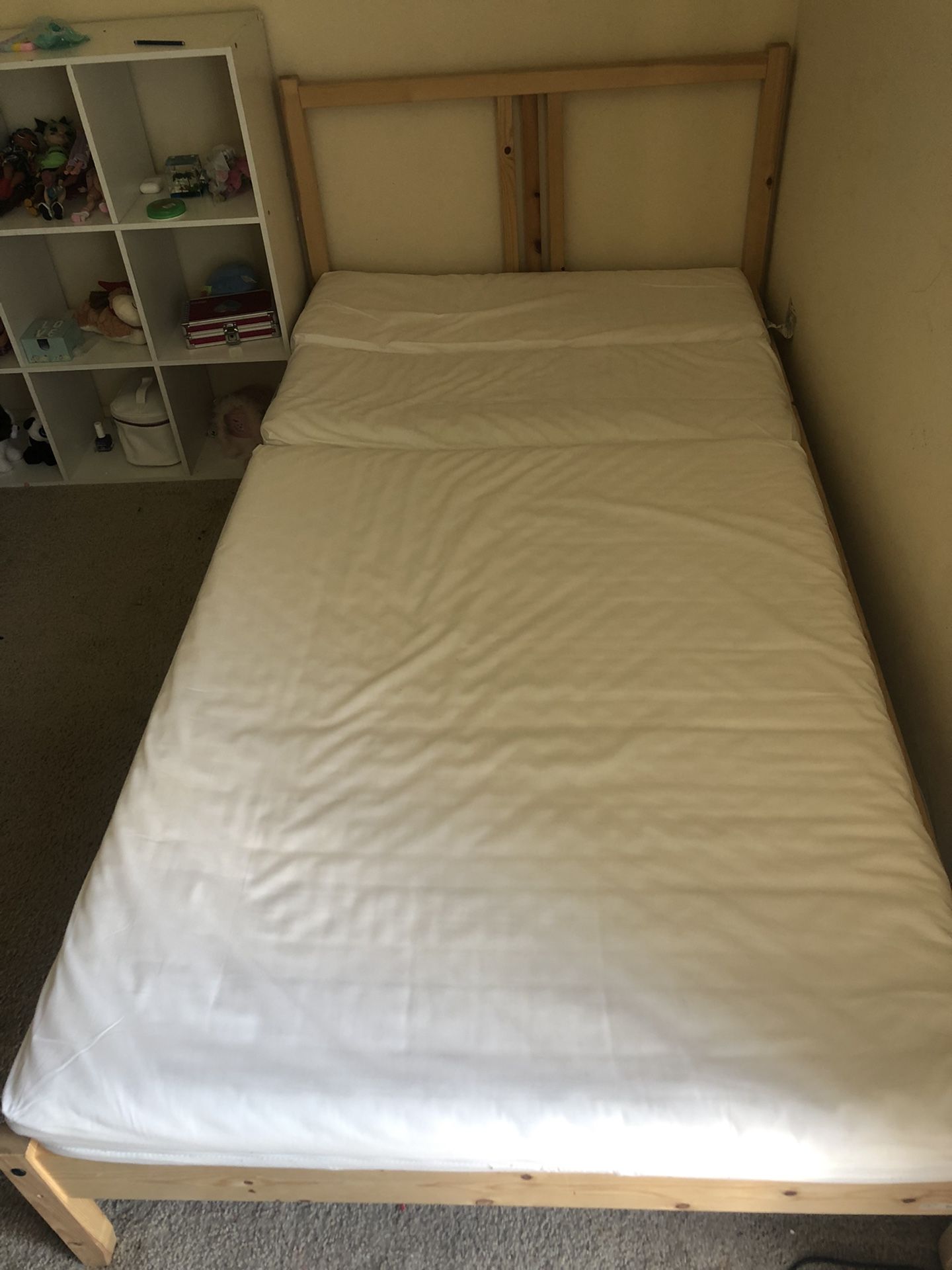 Twin Size Bed With Mattress