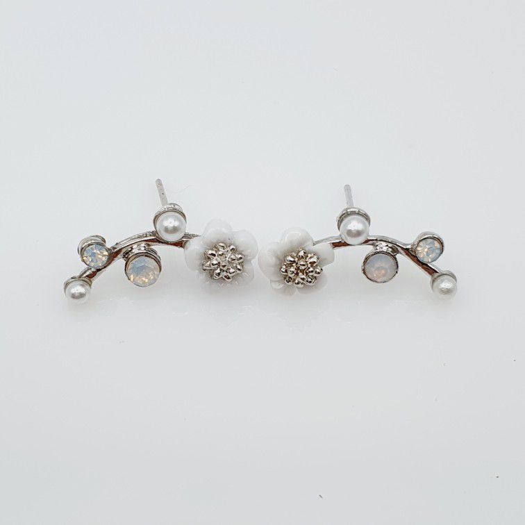 "Shell Flower Beads Leaf Snowflake Cuff Earrings for Women/Girl, 990101A116
 
