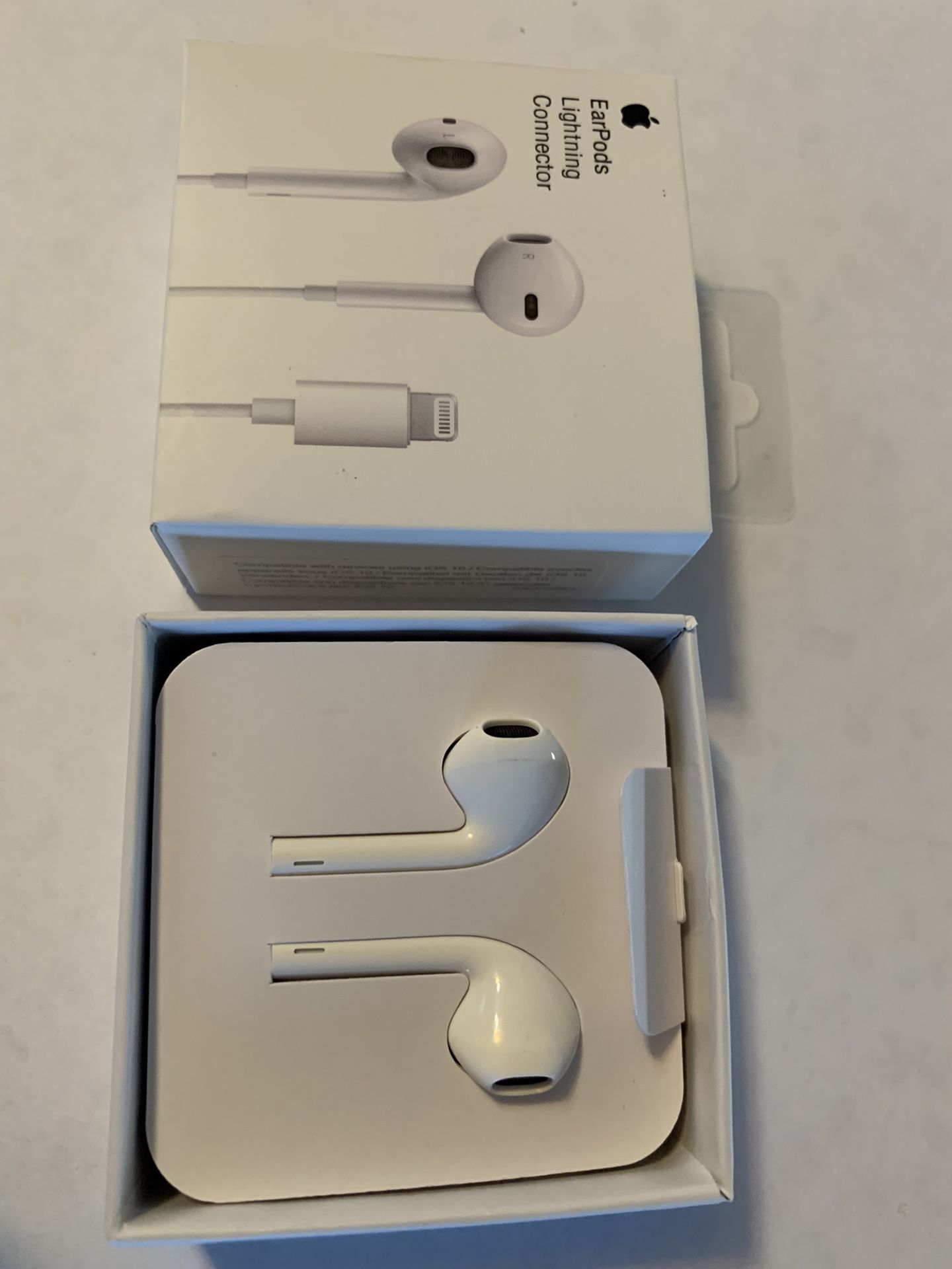 2 pcs Original Apple iPhone Earpod Headset Headphone Lightning , Wired ,Bluetooth