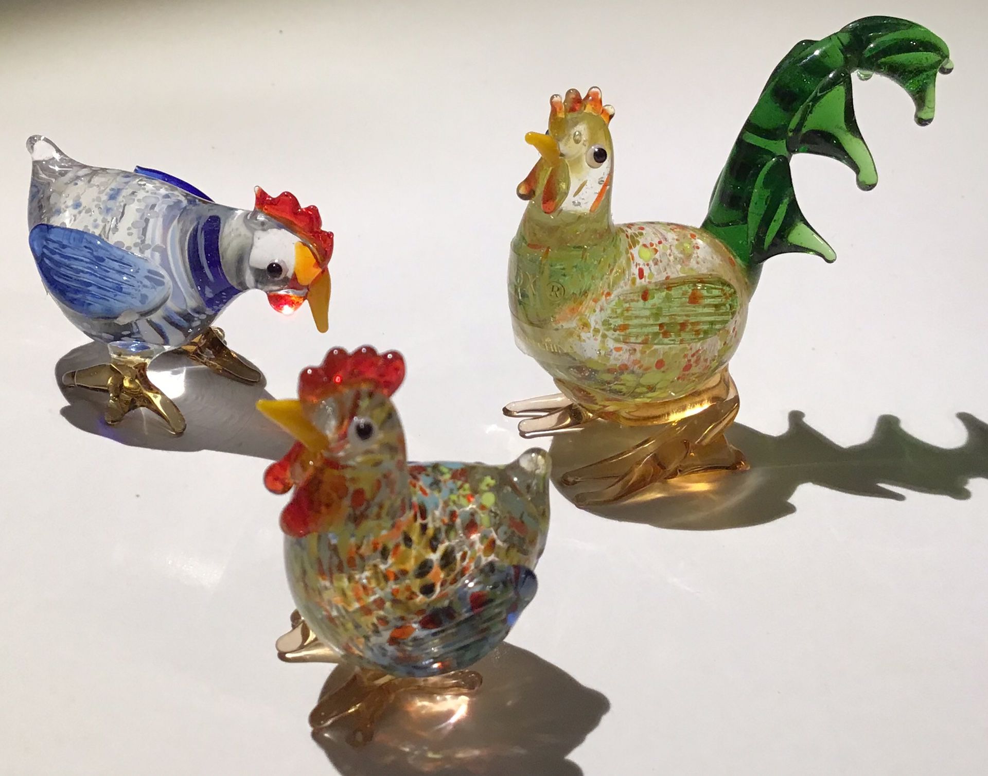 Super cute Vtg Lenox miniature Rooster barnyard Blown Glass Set Excellent Used Condition.