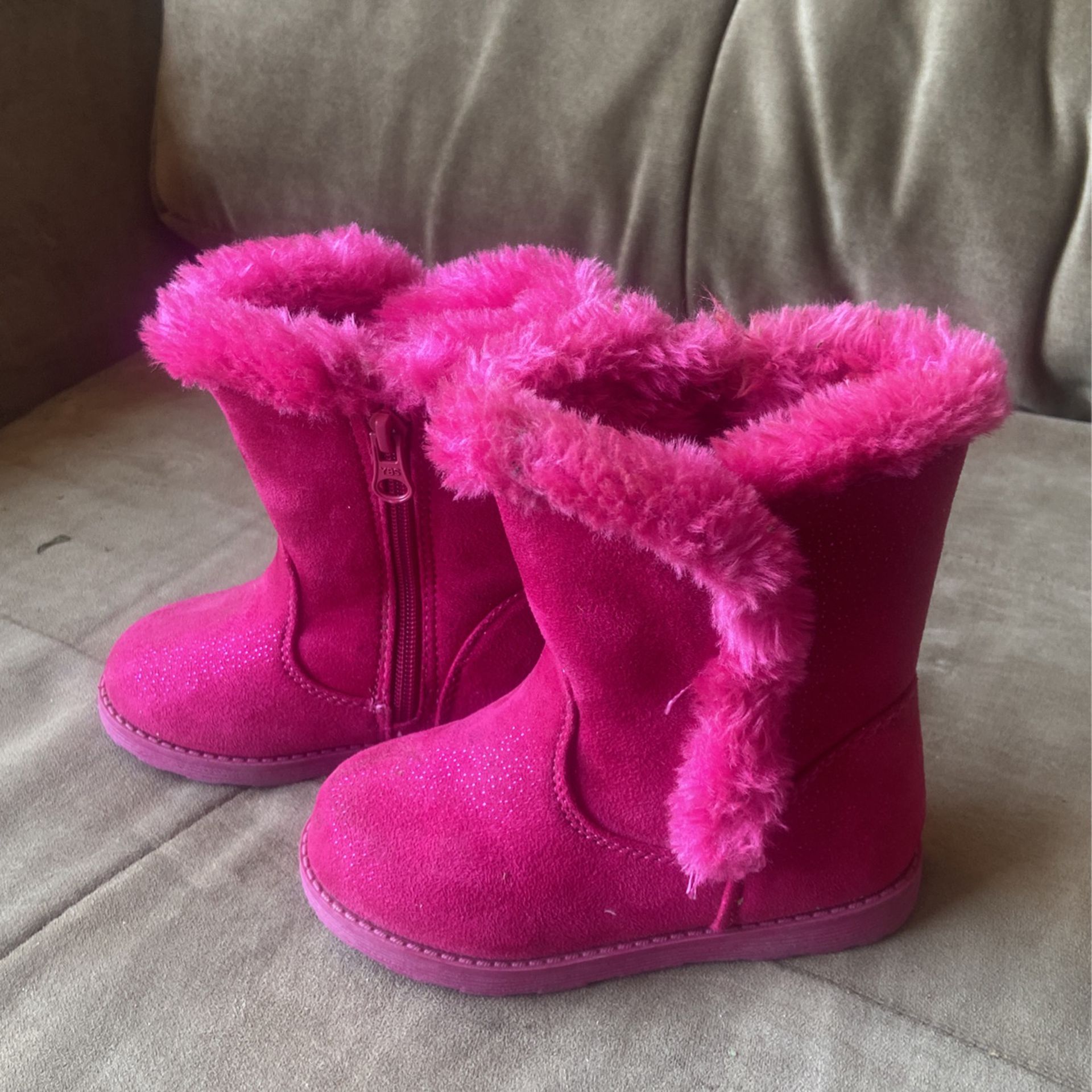 Kids Ugg Style Boots Brand New