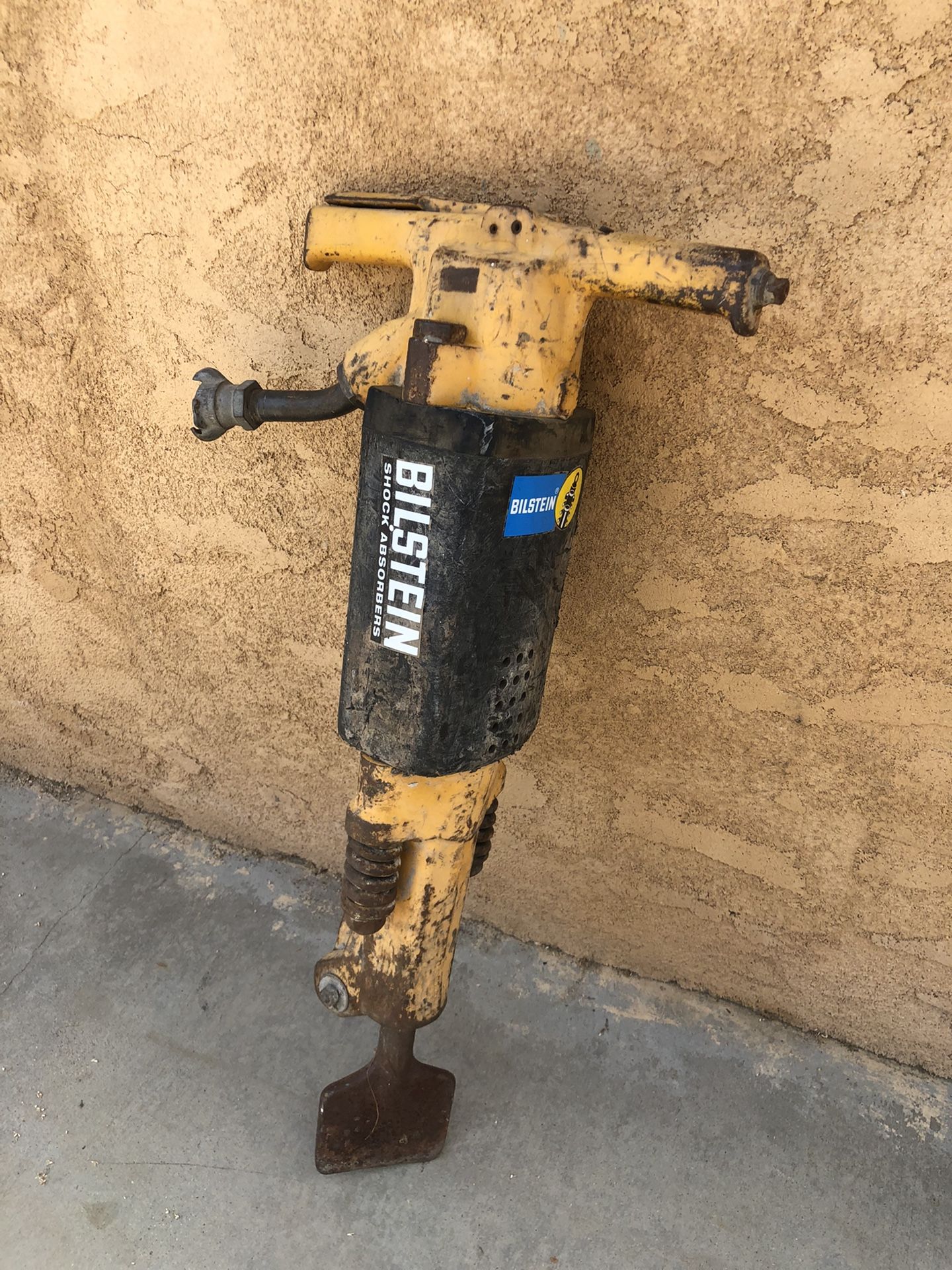 90 Pounds Heavy Duty Air Chipper Hammer In Really Good Working Condition