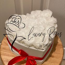 Velvet Heart Shape Eternal Box Roses birthday prom Gift Real Preserved white Flowers Long Lasting present Bday anniversary immortal roses Thumbnail