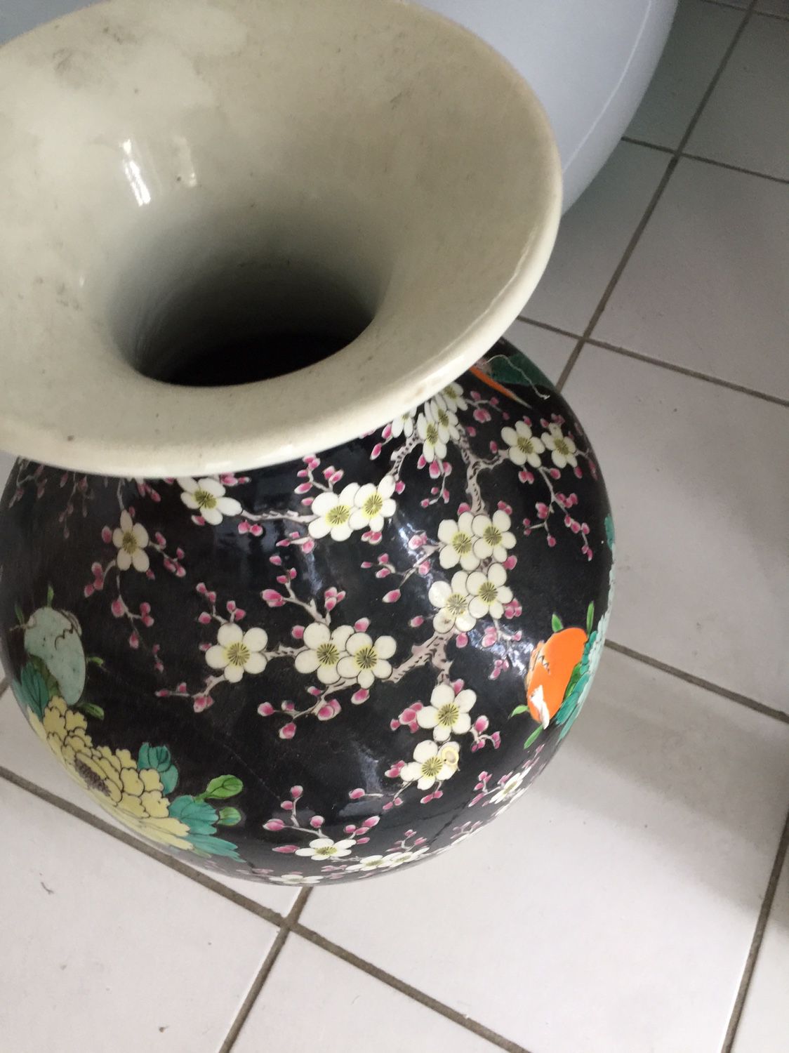 Antique Flower 🌹 Design Vase