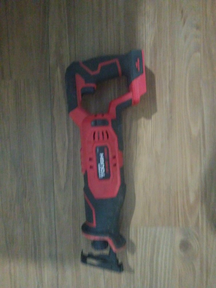 Great Condition Power Saw