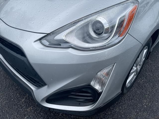 2017 Toyota Prius c
