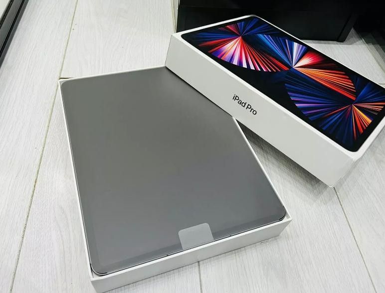 Apple iPad Pro 5th Gen 12.9" 2021 M1 - 2TB Wi-Fi & Cellular 5G Space Grey