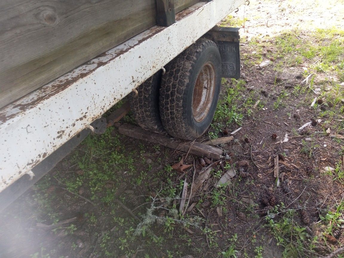 1979 Toyota Dually Flatbed Truck