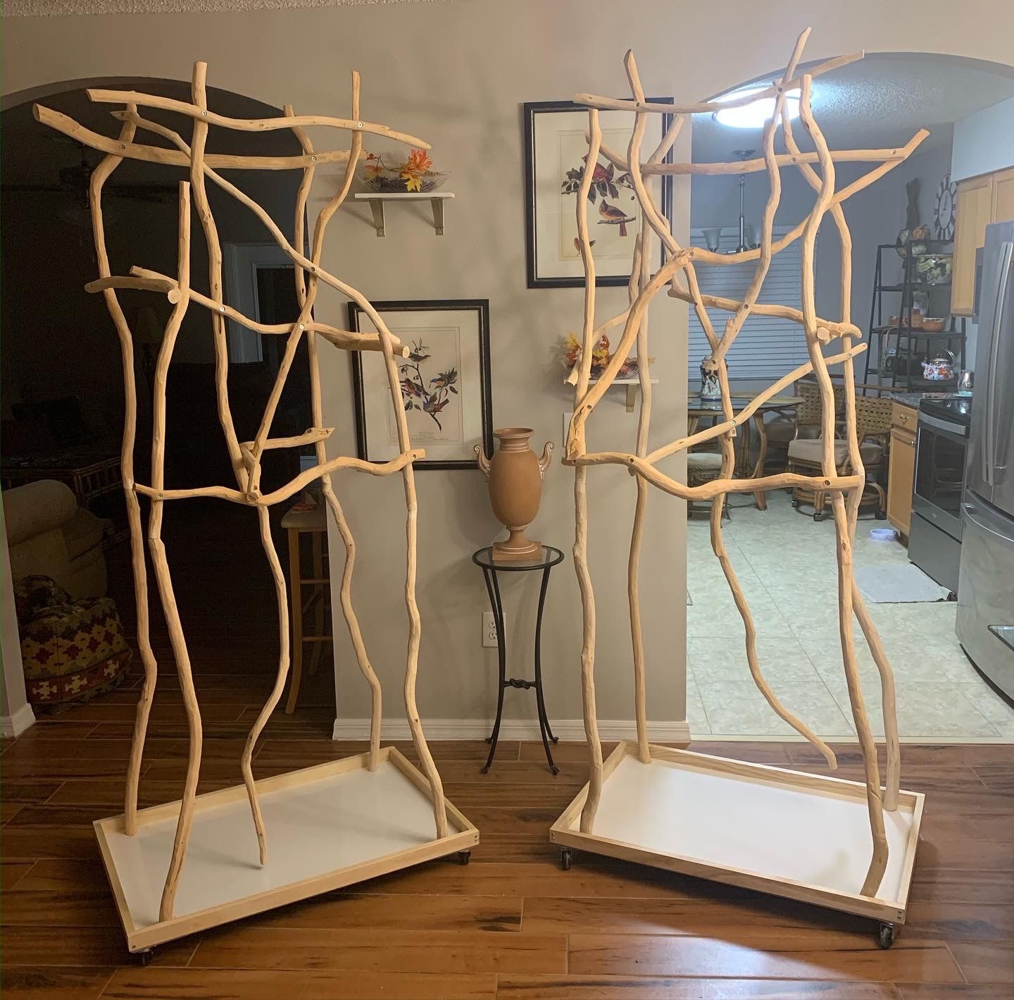 Bird Stand | Reptile Stand | Snake Stand | macaw | Cockatoo | Bird House | Bird Cage | Strong Wood | Bird Safe | Pet Safe | Jungle |