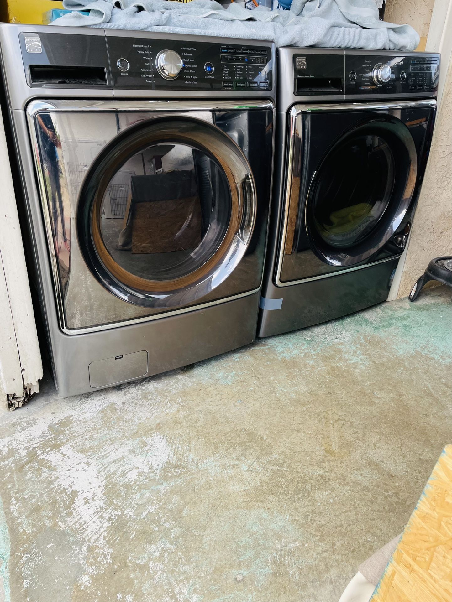 washer and dryer