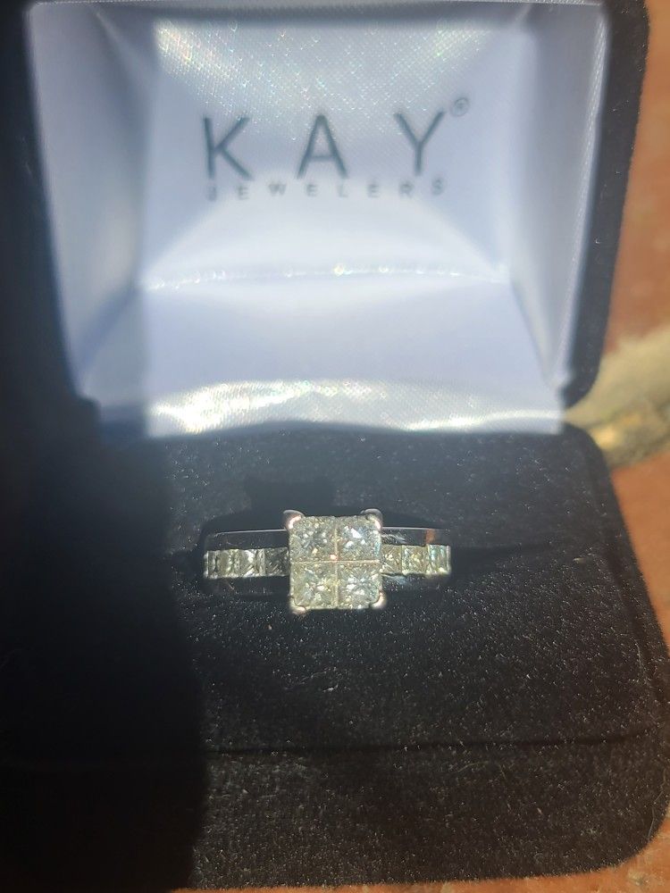 1.5 carat diamond engagement ring with 14k white gold
