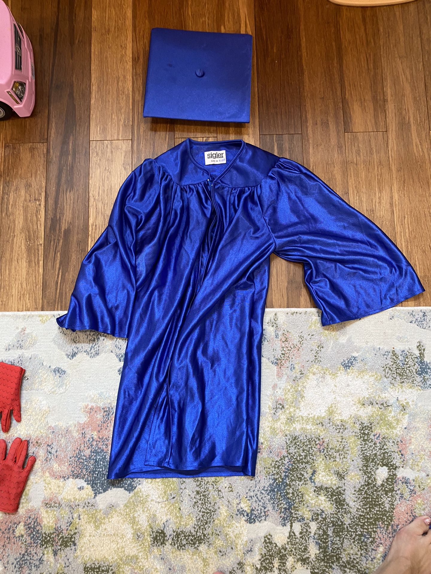 Graduation Cap And Gown Costume 