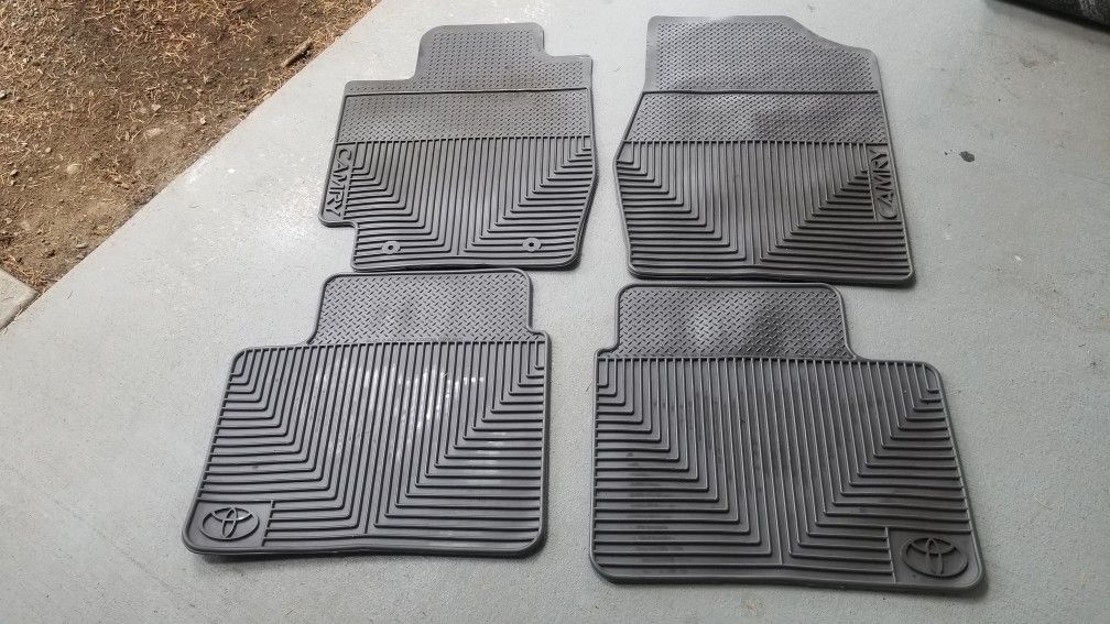 Toyota Camry floor Mats 2010