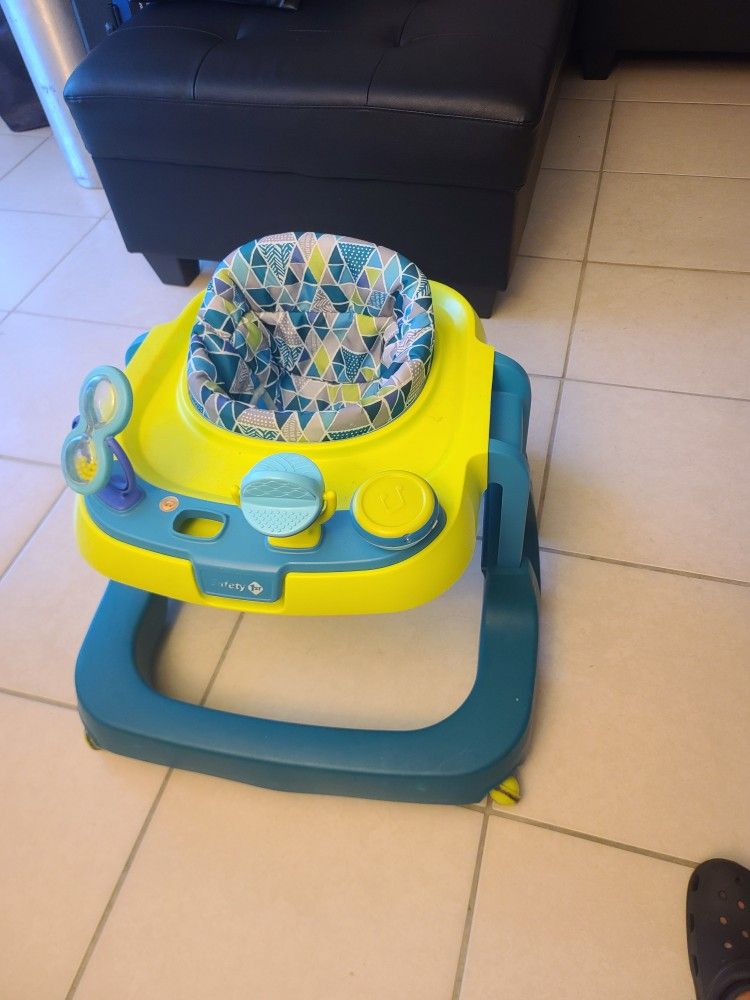 Baby BOUNCER and WALKER