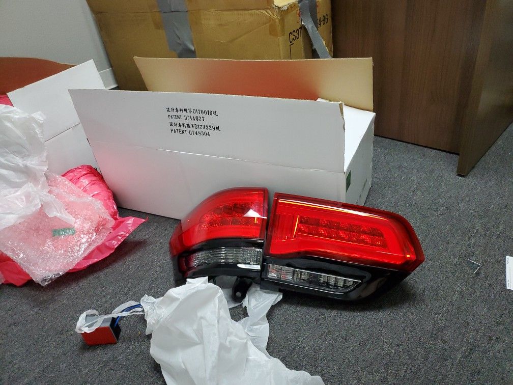 2014+ FULL LED Tail Lights Jeep Grand Cherokee Wk2, Black Trkm