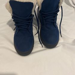 Winter Boots Thumbnail