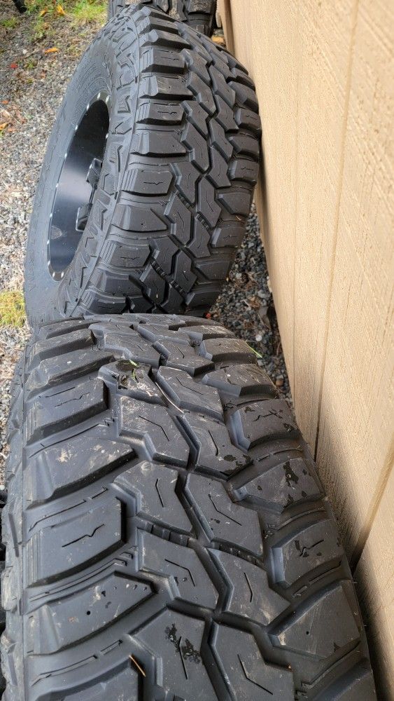 8x6.5 Wheelz with MXT Tires