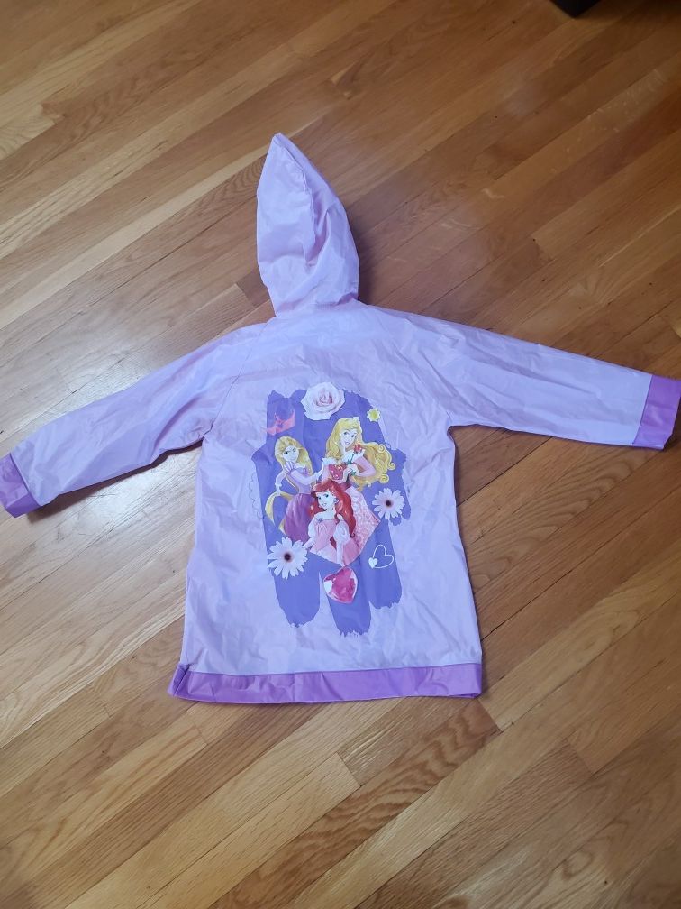 DISNEY PRINCESS PURPLE & PINK RAINCOAT!