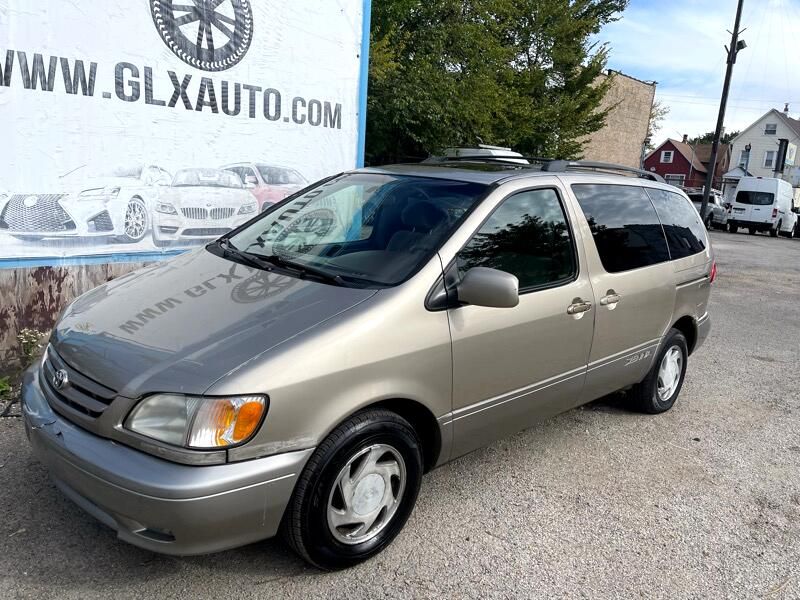 2001 Toyota Sienna