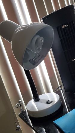 White Metal Desk Lamp Thumbnail