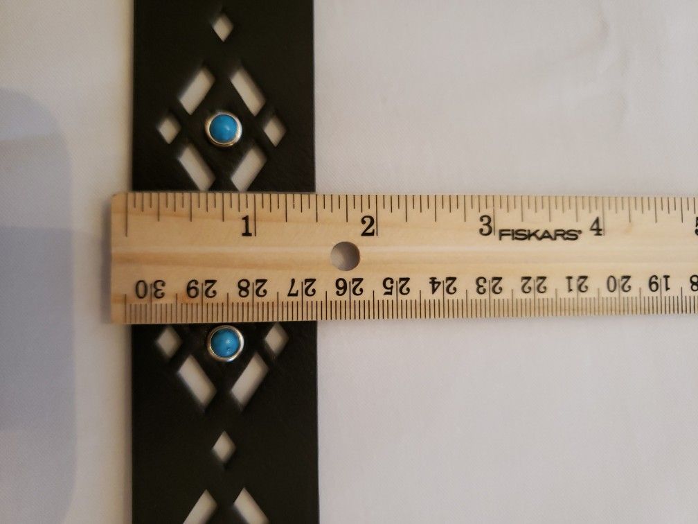 Womens 2XL black belt with turquoise accents