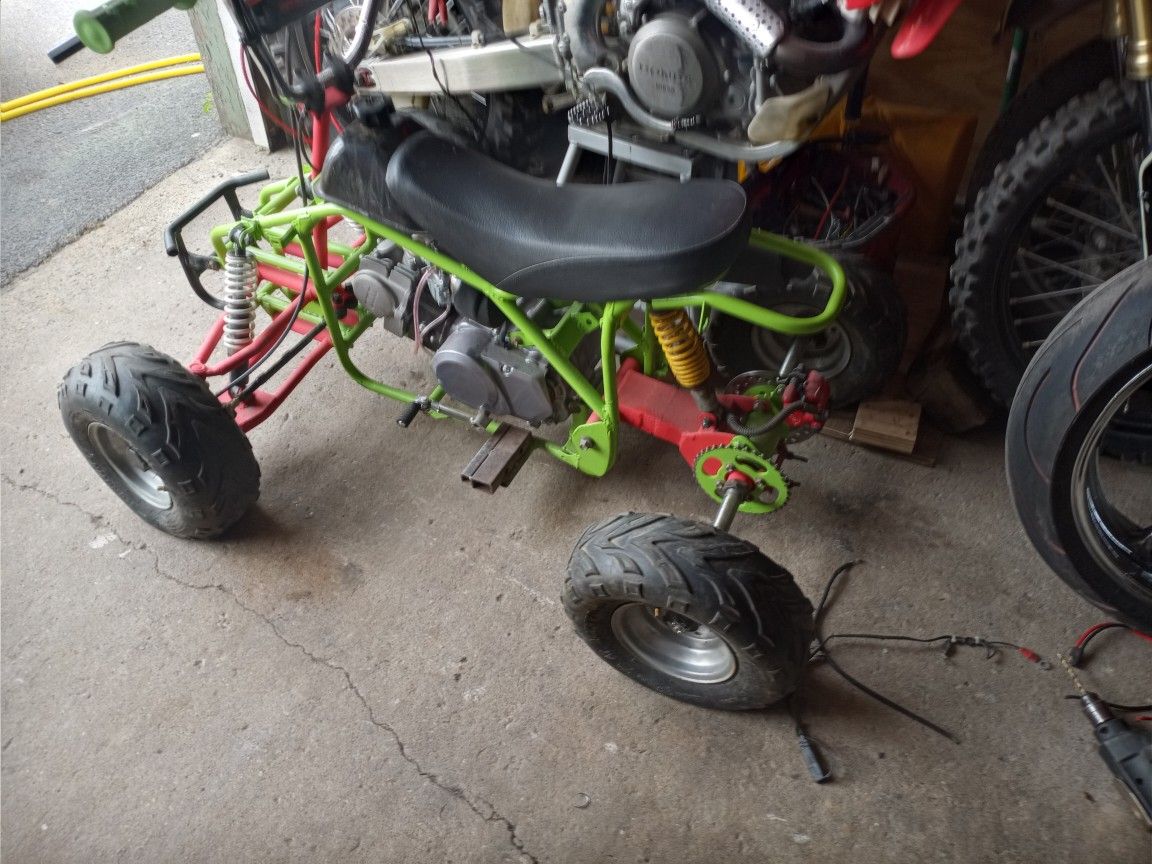 Custom 125 Kids Atv