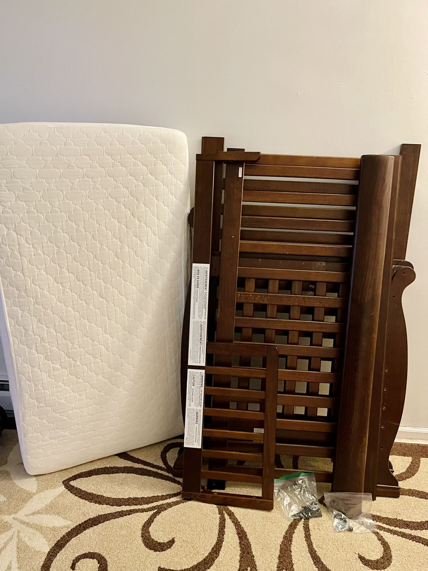 4 in 1 Convertible Crib In Espresso And Mattress